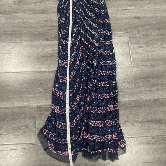 Adrianna Papell Spaghetti Sweetheart Navy Sequin Maxi Dress - Picture 12 of 15